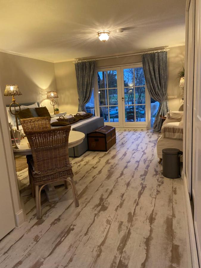 De Vijverkamer-----privé diner op de kamer mogelijk!! Hoogeveen Esterno foto